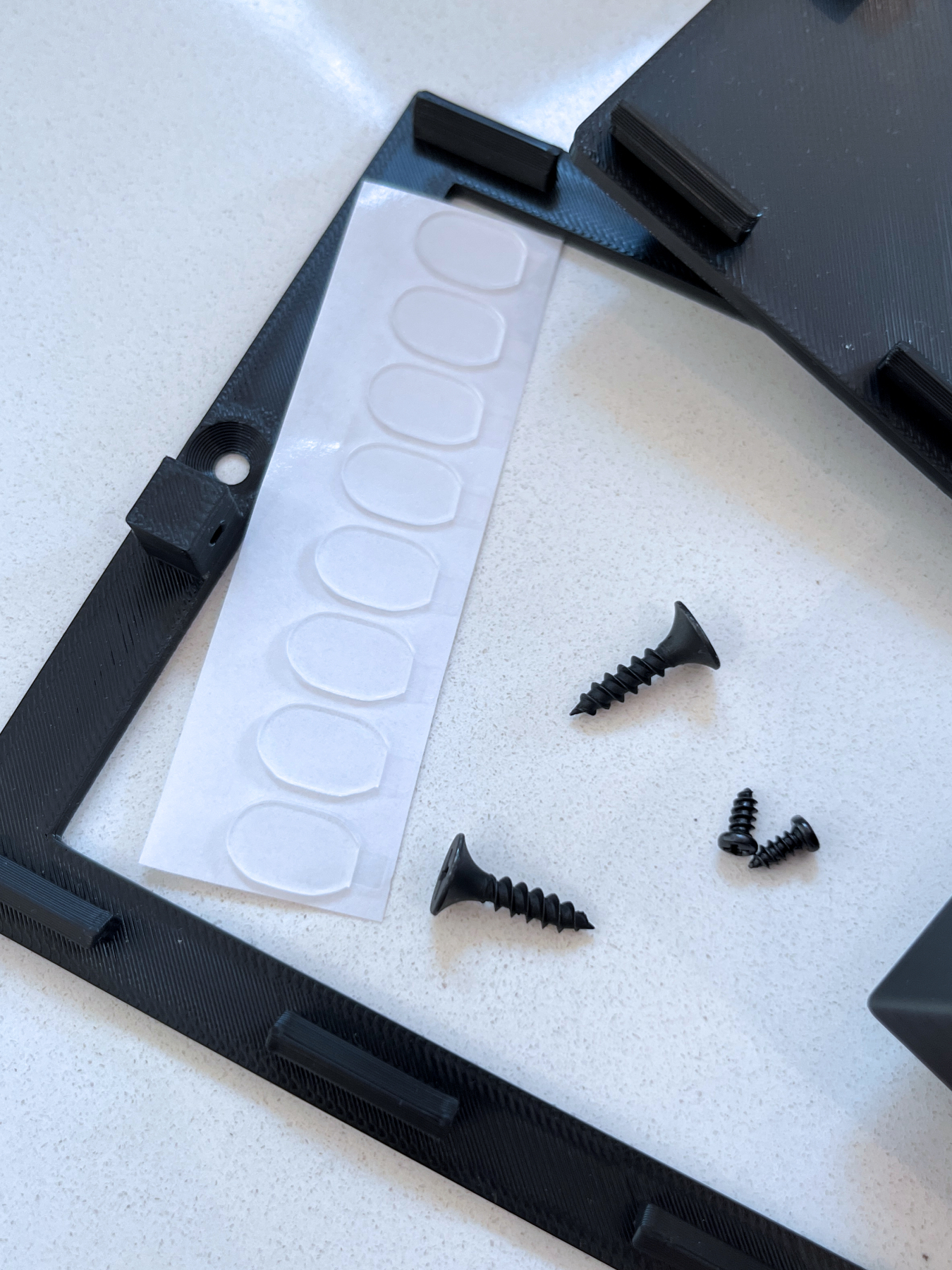 Mounting hardware thumbnail